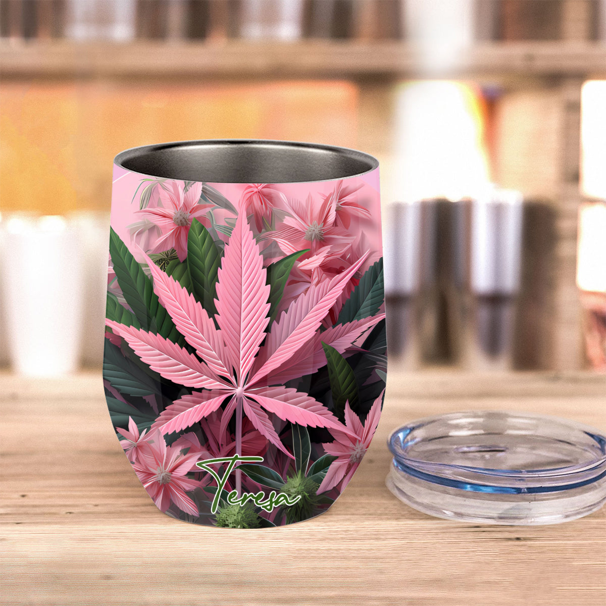 Hübsche kleine Kifferin – personalisierter Weed-Weinbecher