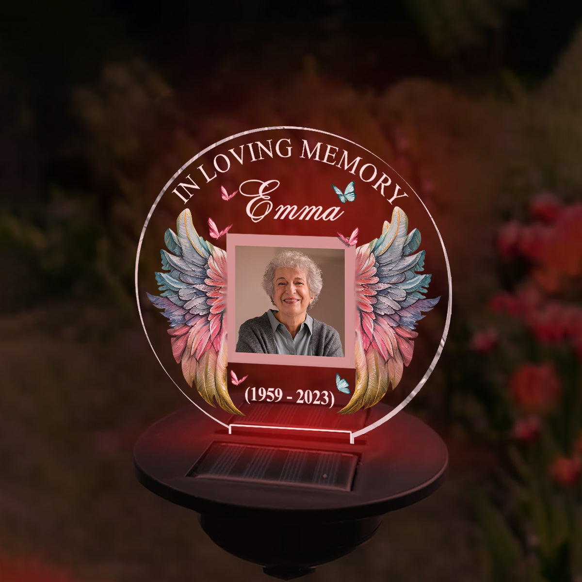 In liebevoller Erinnerung – Personalisierte Gedenk-Solarleuchte für den Garten