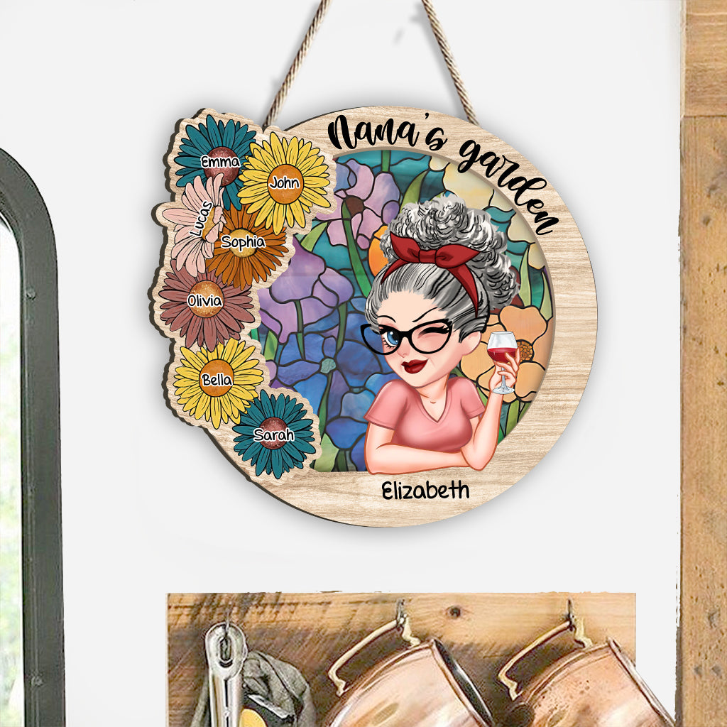 Omas Garten – Personalisiertes, individuell geformtes Holzschild „Oma“