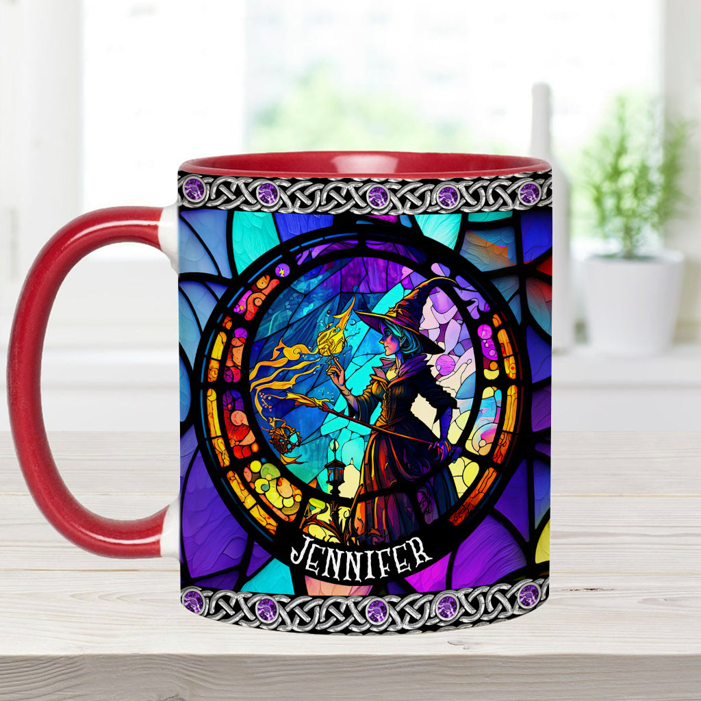Wunderschöne Hexe aus Buntglas – personalisierte Tasse mit Hexenmotiv