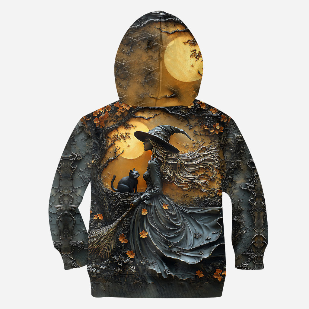 Wunderschöne Hexe und ihre schwarze Katze – personalisiertes Hexen-Shirt