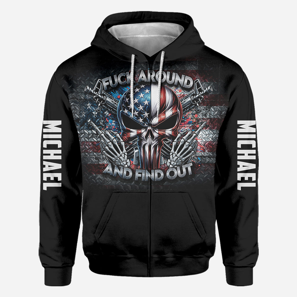 Geschützt durch „Fck Around and Find out“-Überwachung – personalisiertes Totenkopf-Shirt