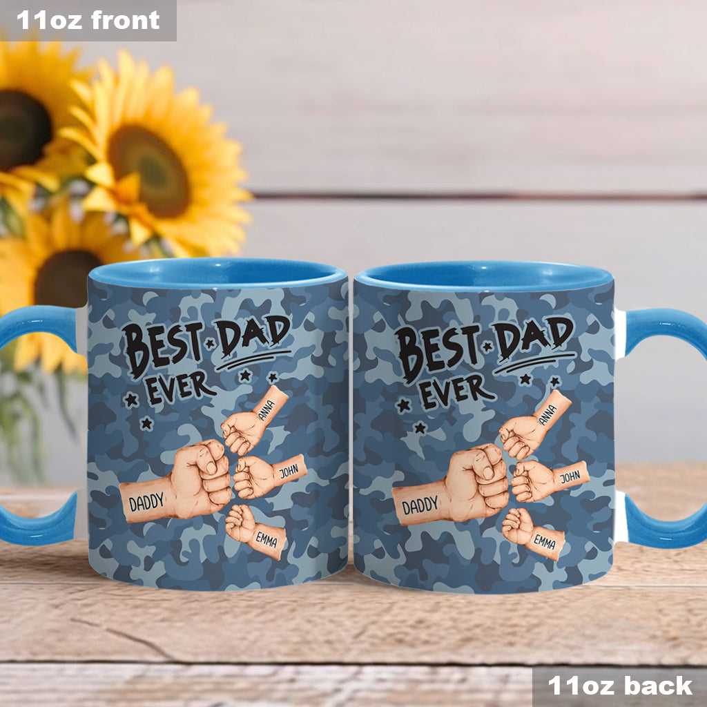 „Bester Papa aller Zeiten“ – personalisierte Tasse mit Camouflage-Muster und Vater-Akzent
