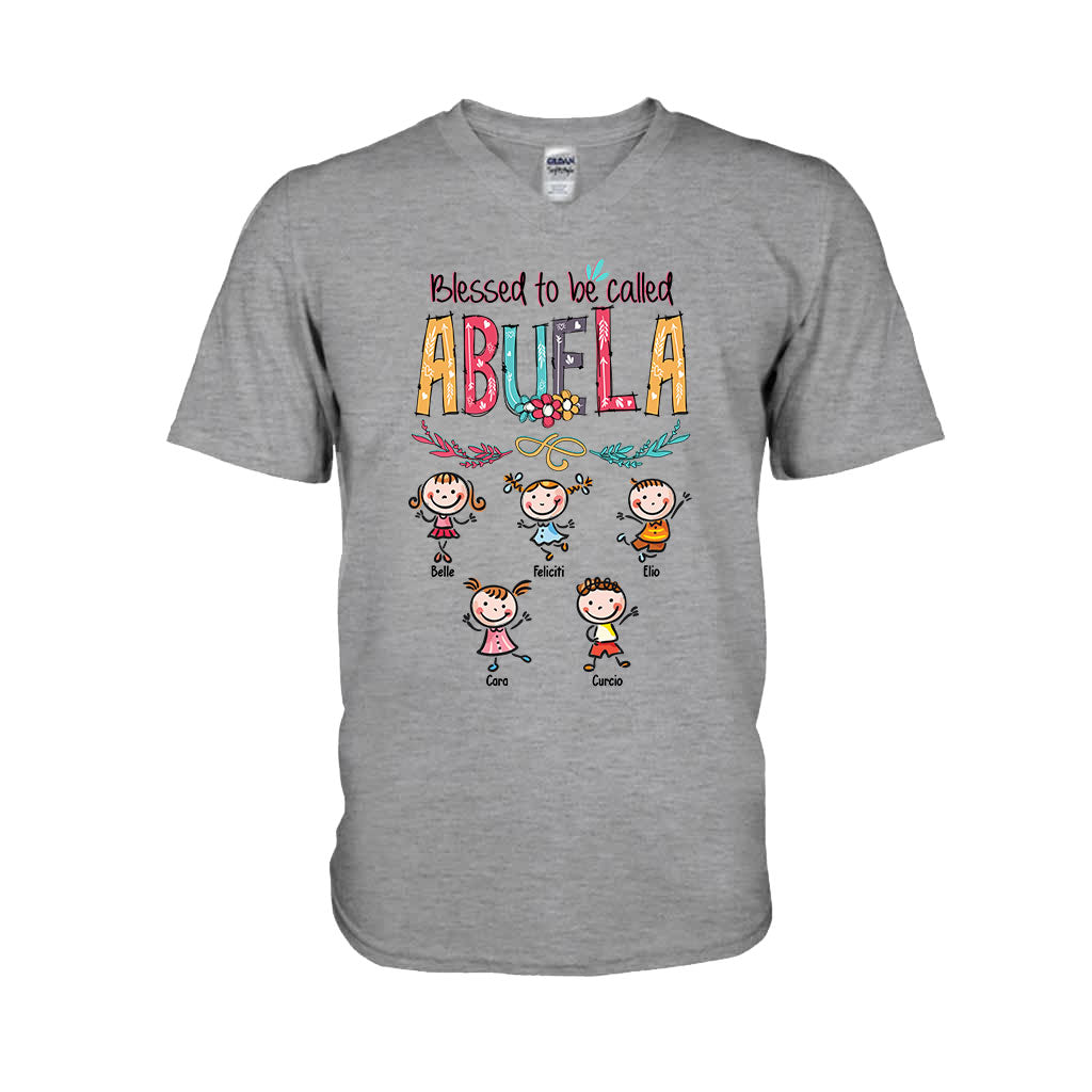 Dios Me Regaló Dos Títulos – Personalisiertes Oma-T-Shirt und Kapuzenpullover