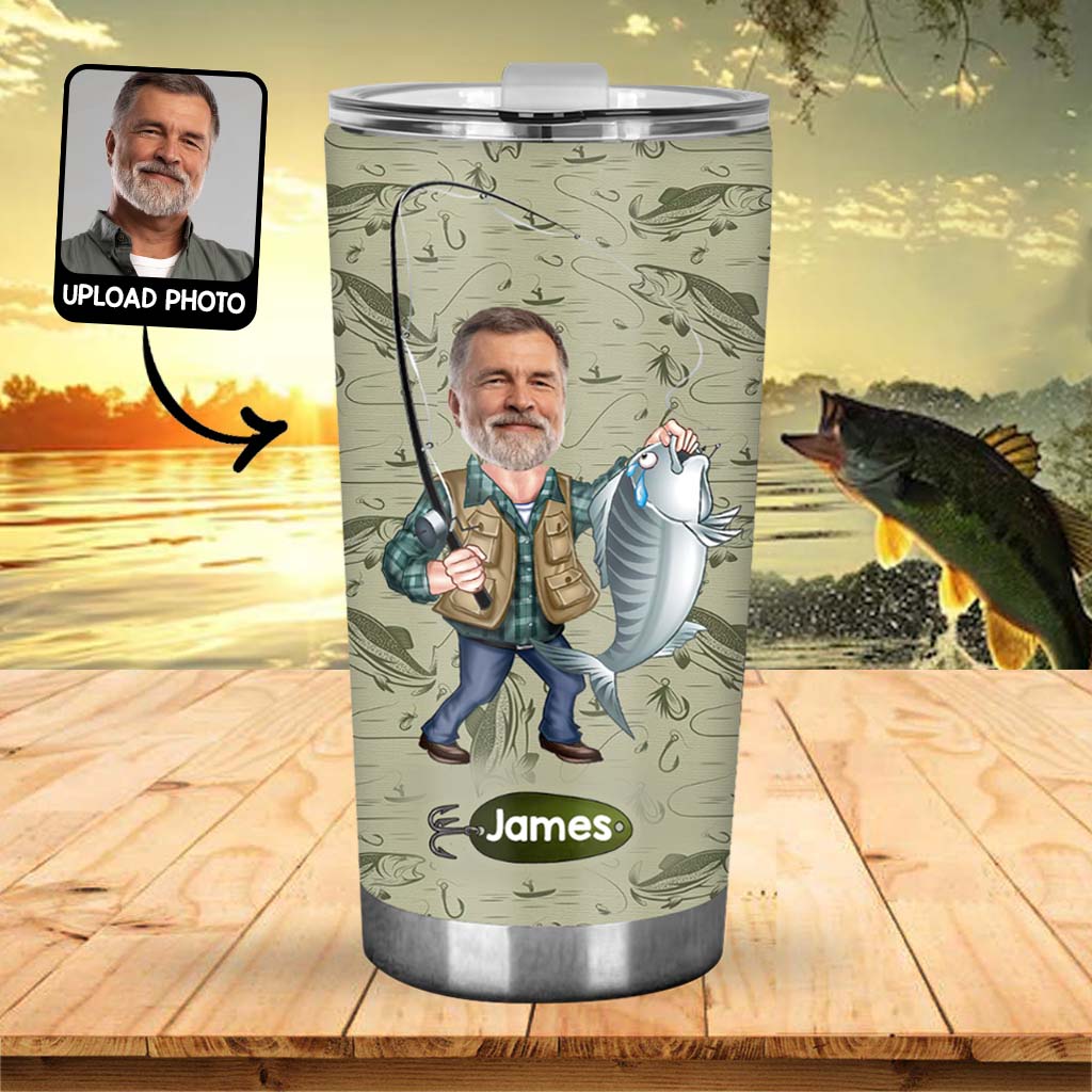 Lustiges Karikaturgesicht – personalisierter Angelbecher