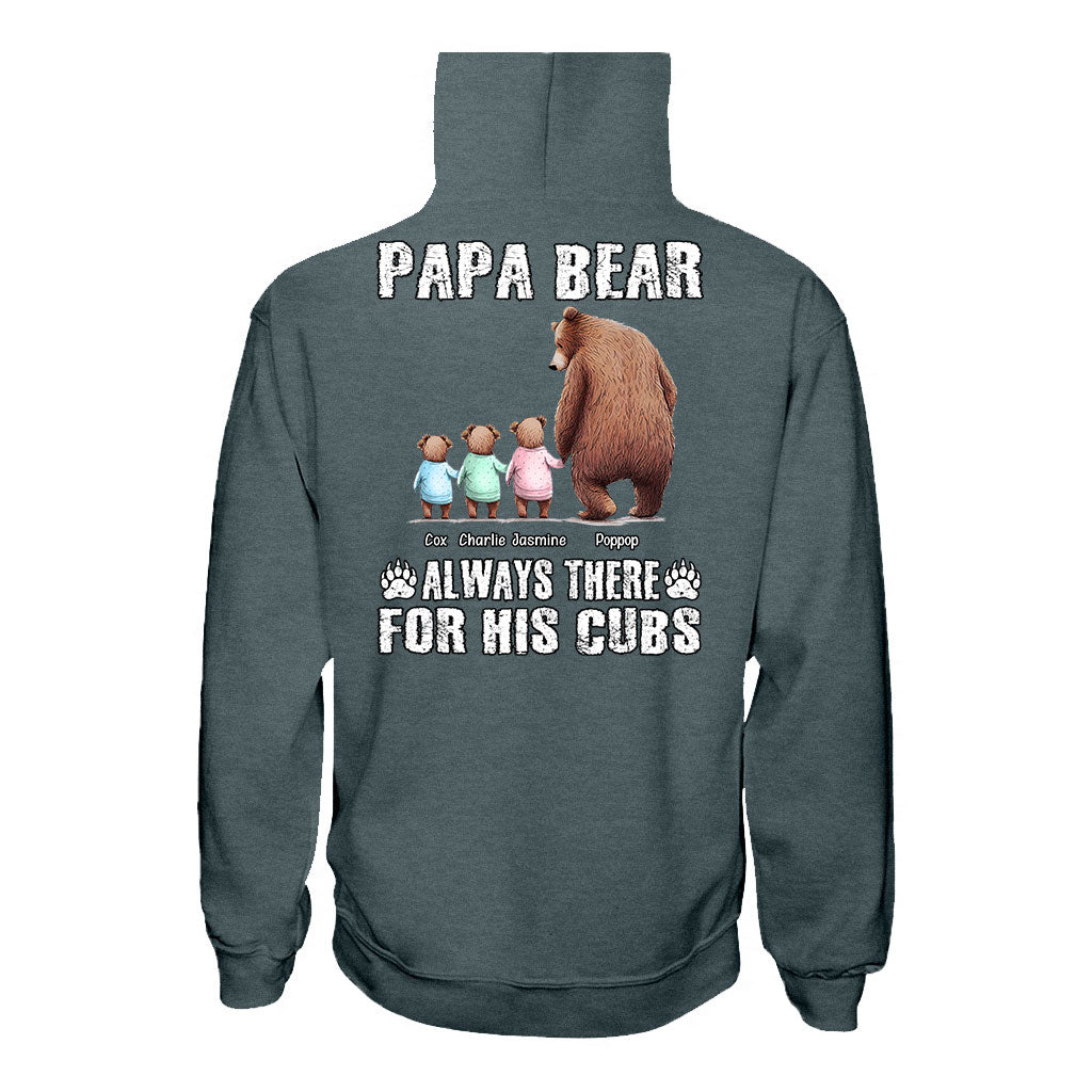 Papa Bär ist immer für seine Jungen da – Personalisiertes Vater-T-Shirt und Hoodie