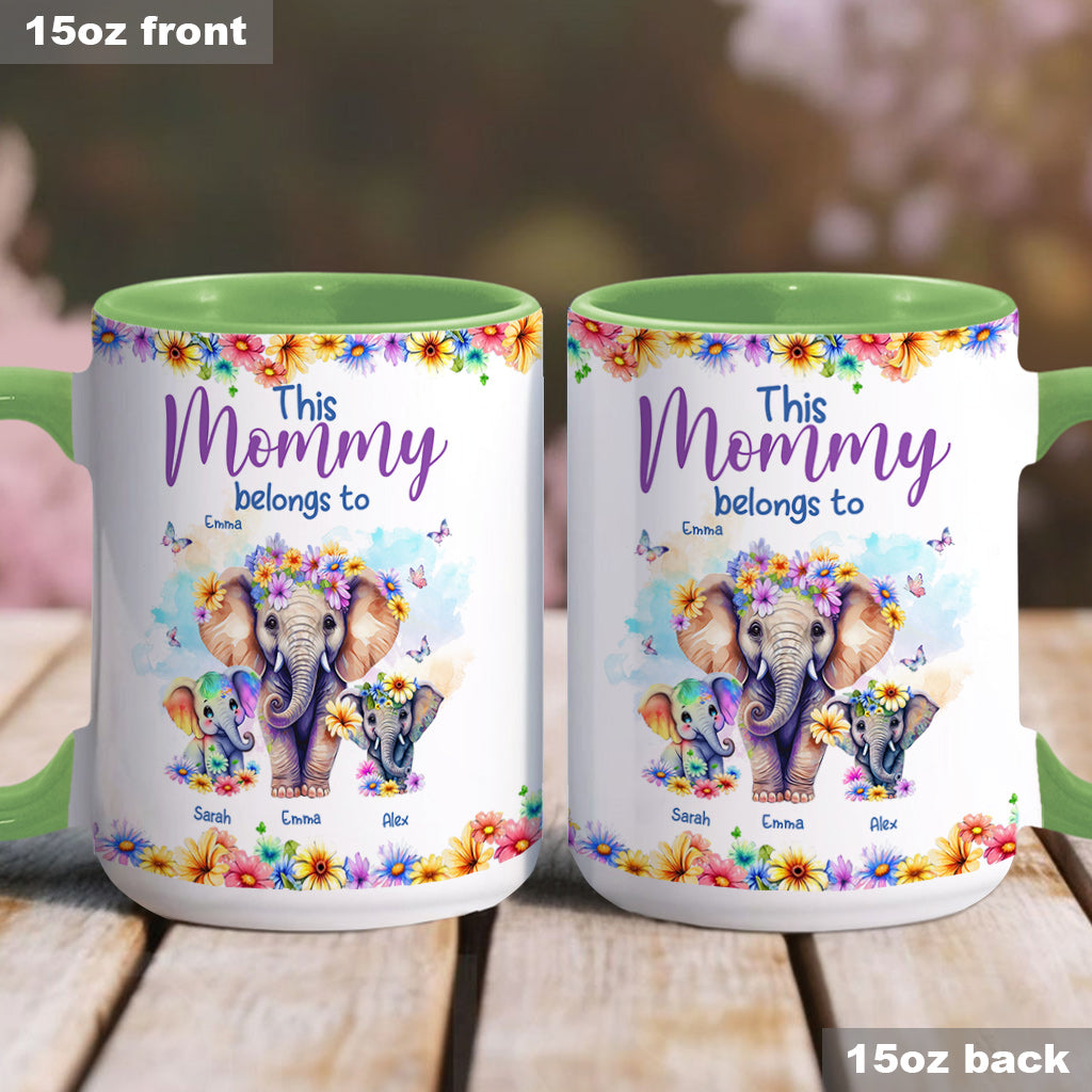 Elefanten – Diese Mama gehört zu uns – Personalisierte Tasse mit Muttermotiv