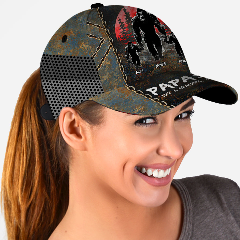 Grandpasquatch - Personalized Father Classic Cap