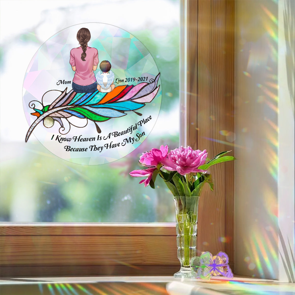 Ich weiß, der Himmel ist ein wunderschöner Ort, weil dort mein Sohn, mein Ehemann, mein Vater ist – personalisierter Gedenk-Sonnenfänger-Aufkleber