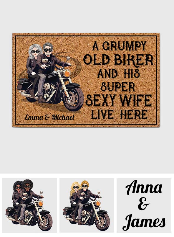 Alter Biker und seine sexy Frau – Personalisierte Biker-Fußmatte