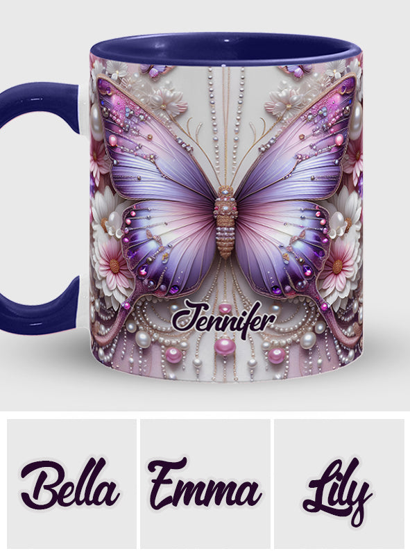Personalisierte Tasse mit Schmetterlingsmotiv und Blumenmuster