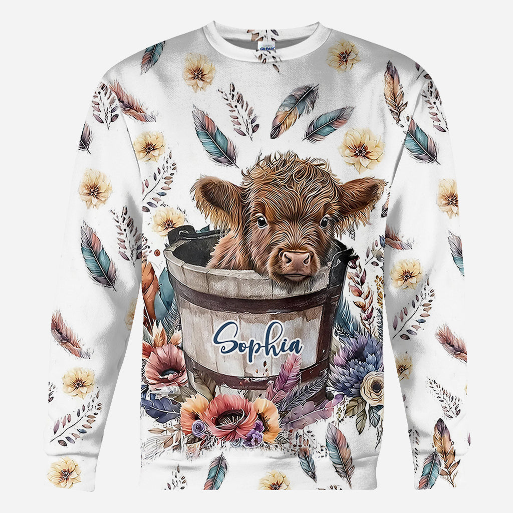 Hochlandkalb im Eimer - Personalisiertes Allover-Shirt