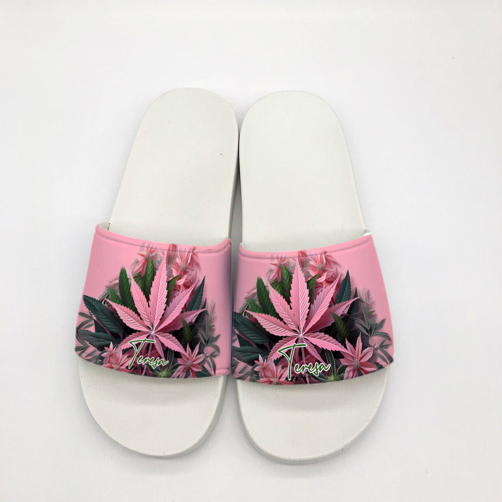Pretty Lil' Pothead – Personalisierte Weed-Sandalen