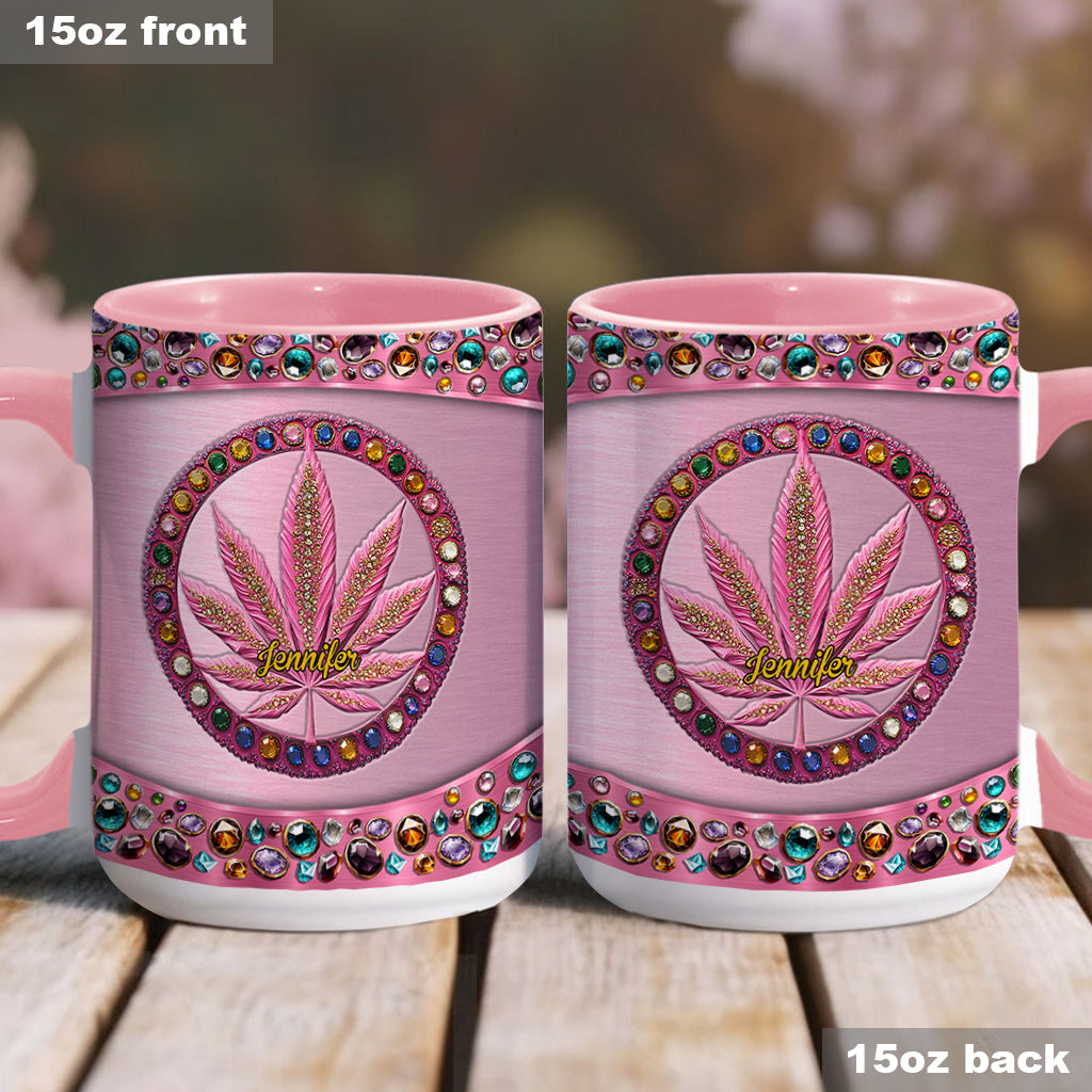 Stoner Chick – Personalisierter Becher mit Cannabis-Akzent
