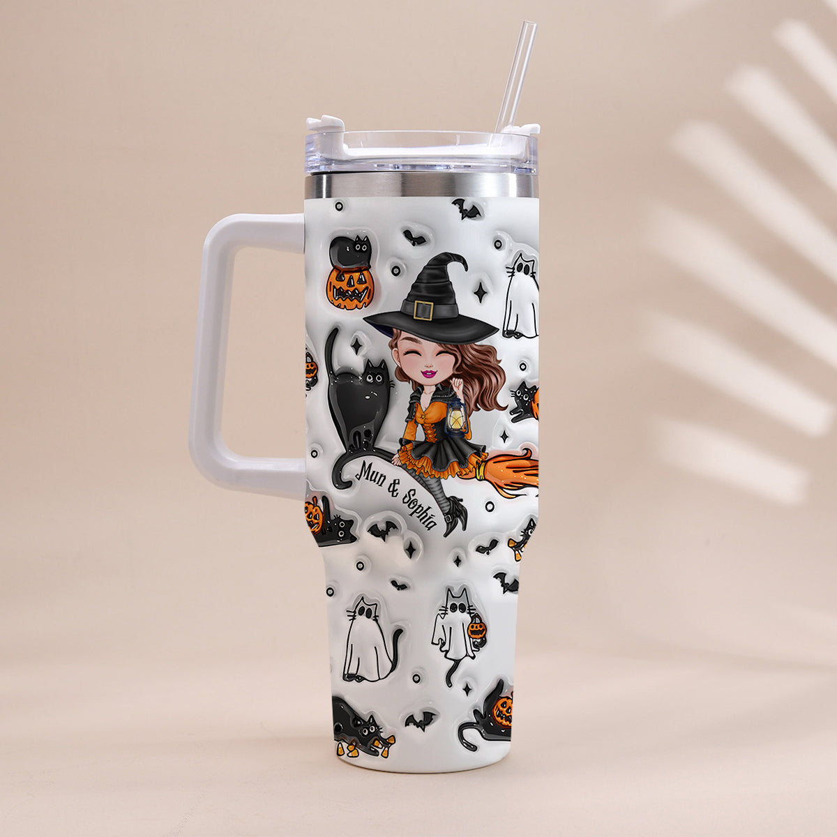 Niedliche Hexe, Halloween-Geist, Boo-Katze – personalisierter Hexenbecher mit Henkel