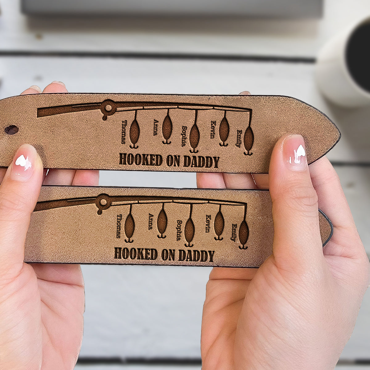 „Hooked On Dad“ – personalisierter Ledergürtel für Väter