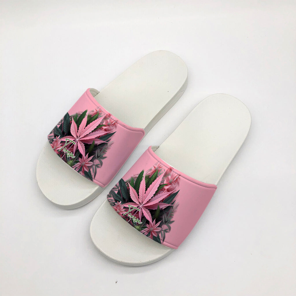 Pretty Lil' Pothead – Personalisierte Weed-Sandalen