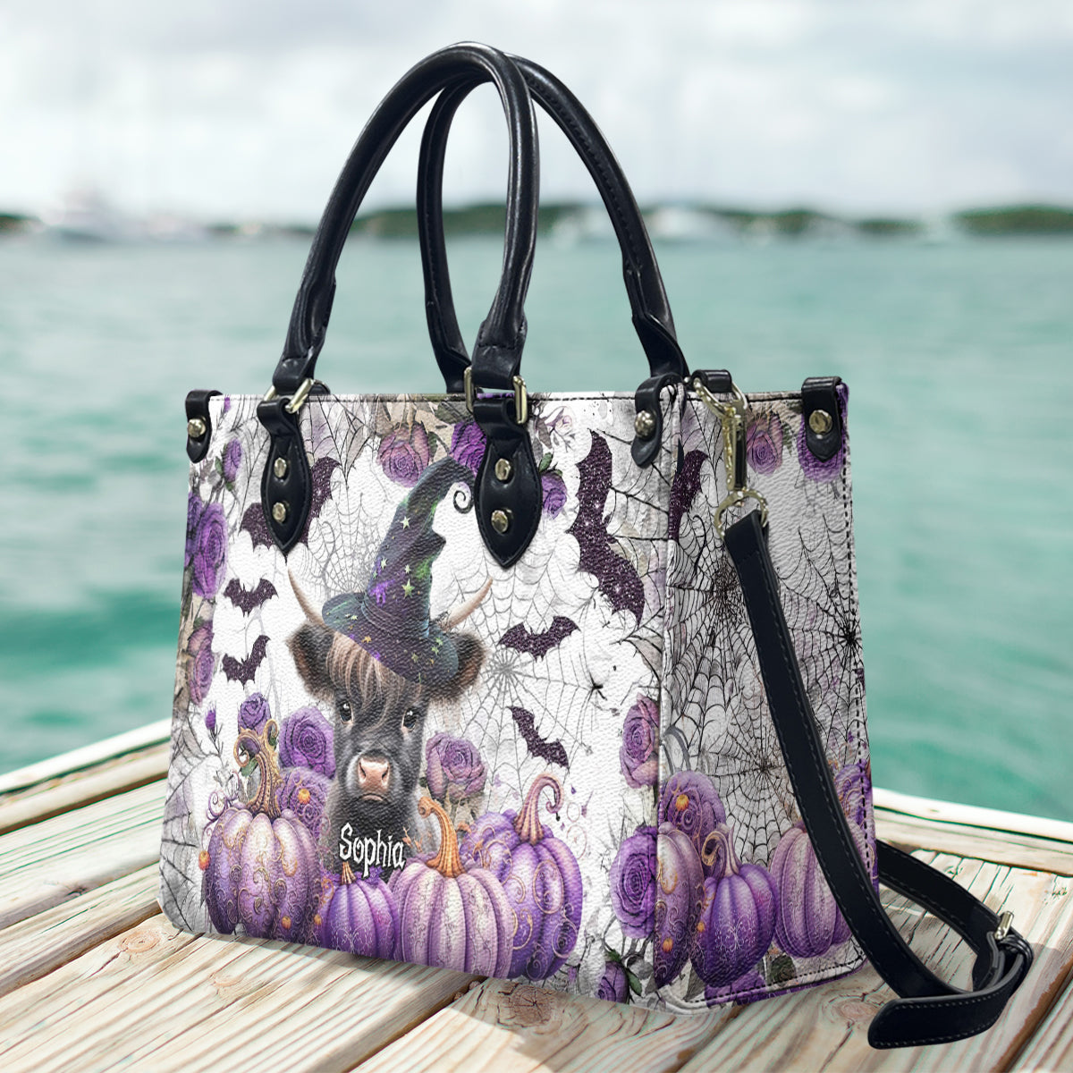 Eine kleine Hexe – personalisierte Lederhandtasche