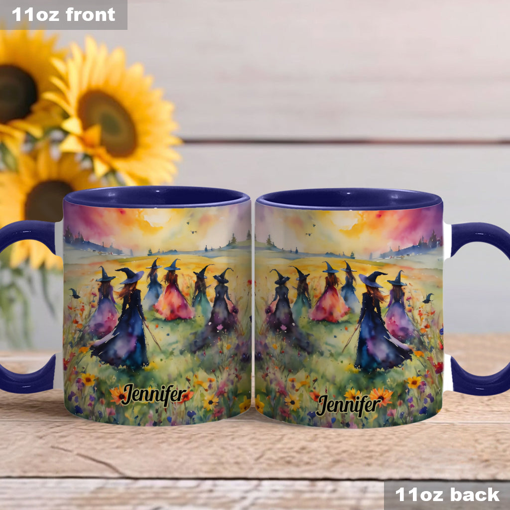Aquarell-Hexen versammeln sich – Personalisierte Tasse mit Hexenmotiv
