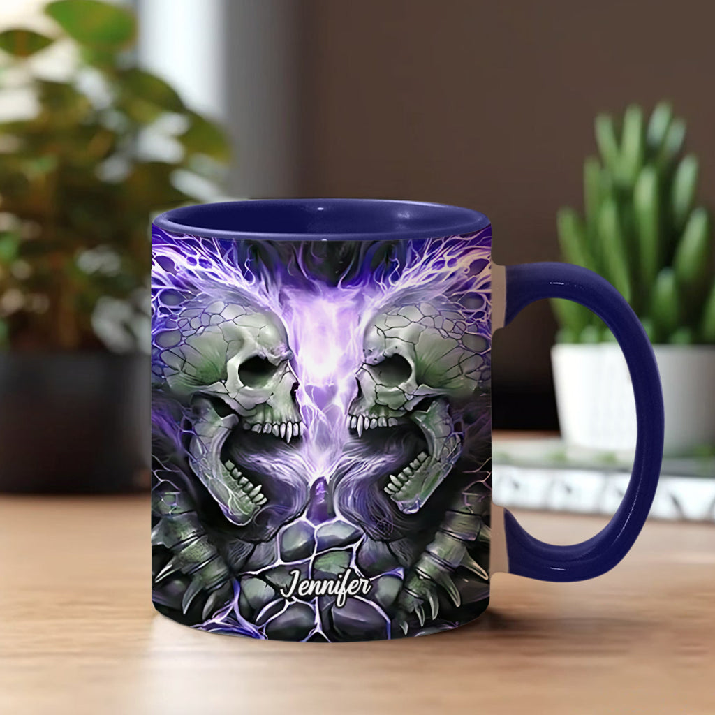 Böser Feuerschädel - Personalisierte Tasse mit Totenkopf-Akzent