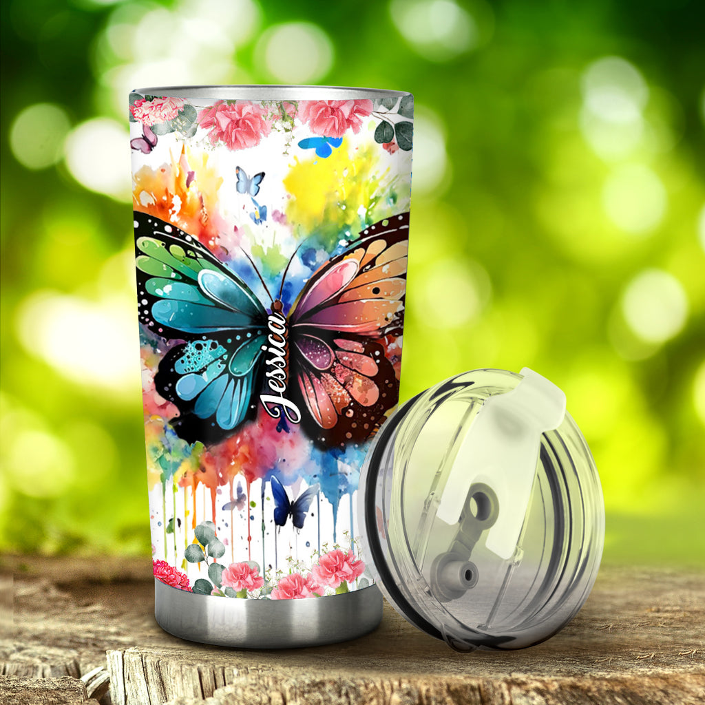 Schmetterling in bunter Aquarellversion - Personalisierter Schmetterlingsbecher