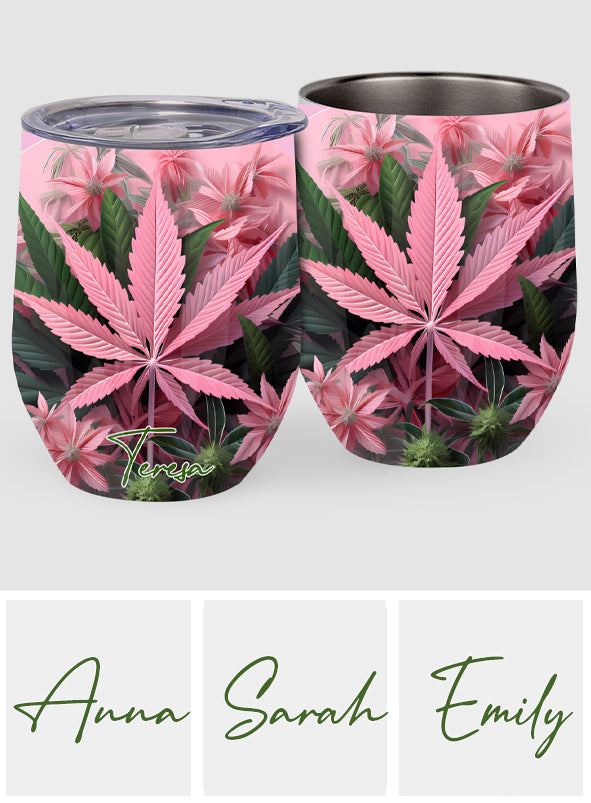 Hübsche kleine Kifferin – personalisierter Weed-Weinbecher