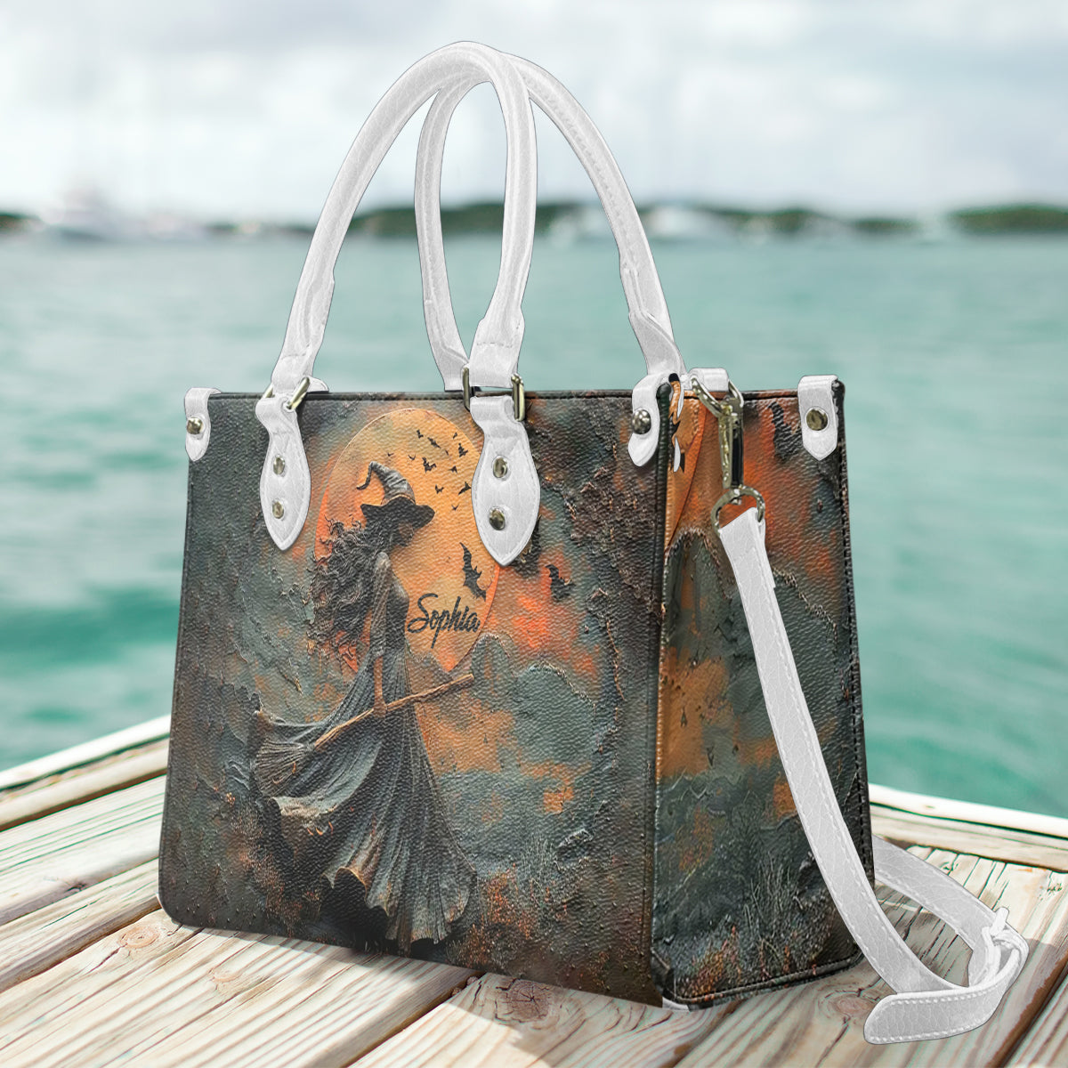 Wunderschöne Hexe – personalisierte Hexen-Lederhandtasche