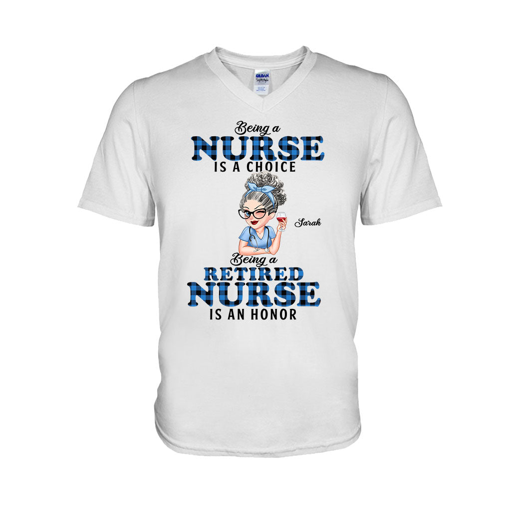 Als pensionierte Krankenschwester eine Ehre zu sein – personalisiertes T-Shirt und Hoodie für Krankenschwestern