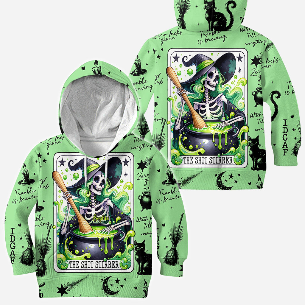 Der Unruhestifter – Personalisiertes Hexen-Shirt