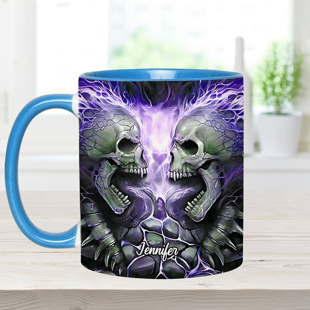 Böser Feuerschädel - Personalisierte Tasse mit Totenkopf-Akzent