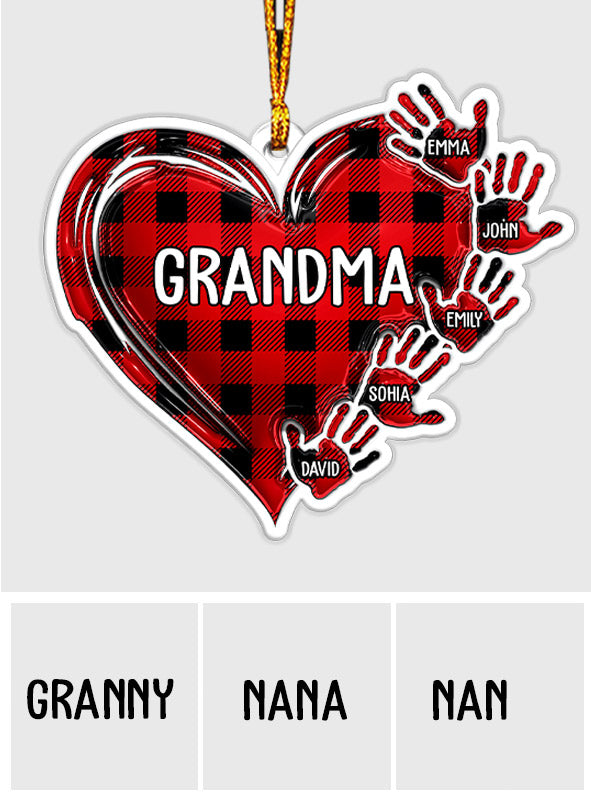 Oma Nana Mama - Personalisierter Oma-Anhänger in individueller Form