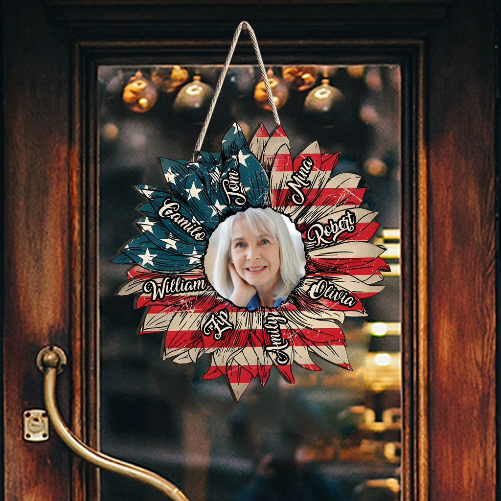 Oma-Sonnenblume zum 4. Juli – Personalisiertes Oma-Holzschild in individueller Form