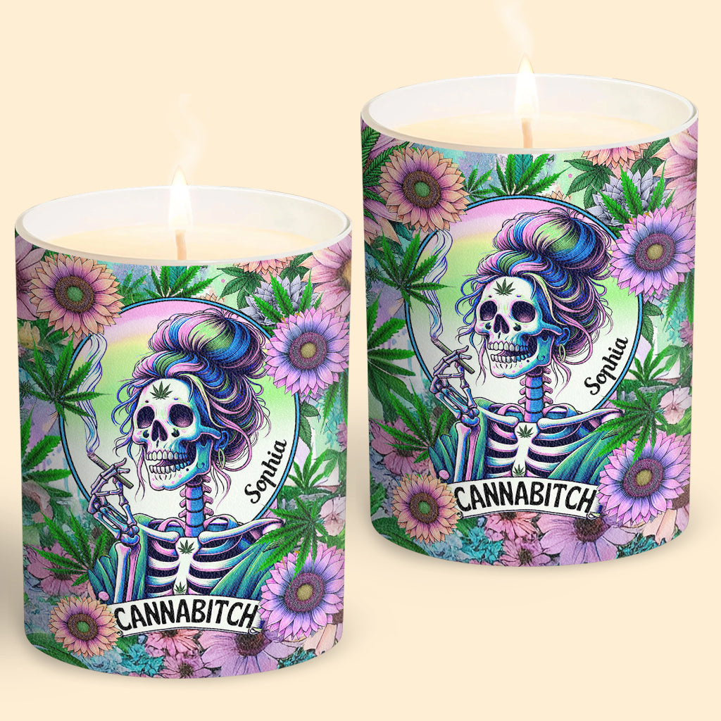 Cannabitch – Personalisierte Cannabis-Kerze mit Holzdeckel