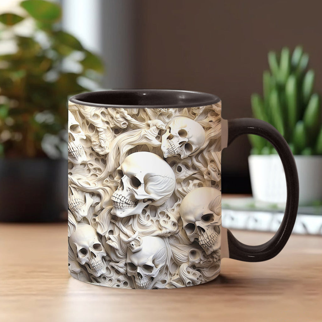 Weißer Totenkopf – Personalisierte Tasse mit Totenkopf-Akzent