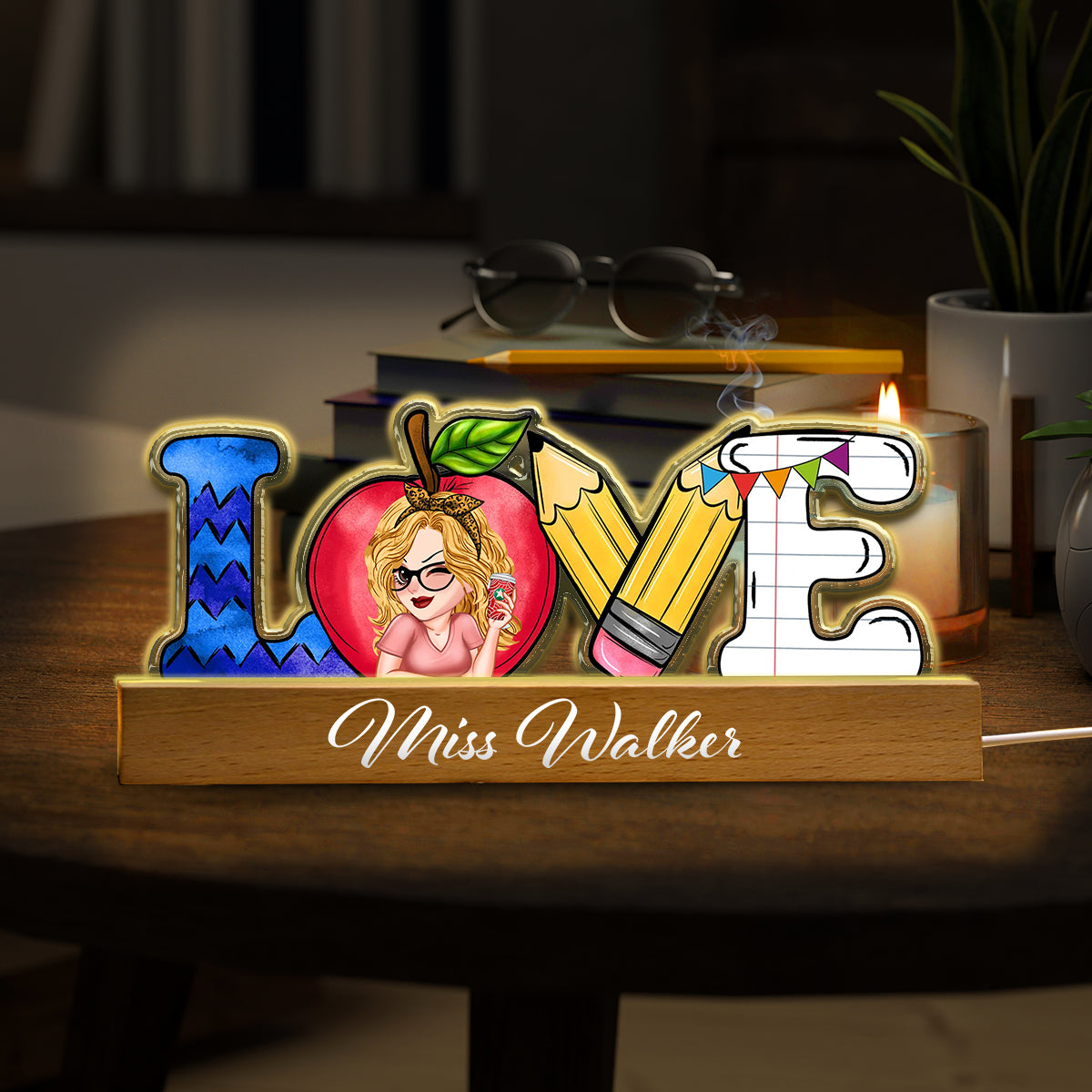 Liebe zum Lehren – Personalisierte LED-Nachtleuchte in Lehrerform