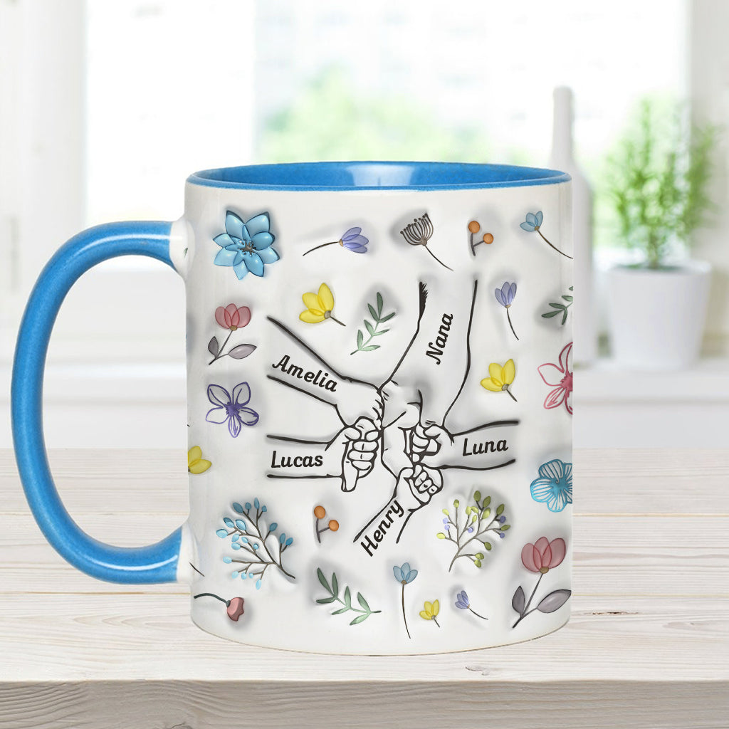 Händchenhaltende Oma, Mama, Nana – Personalisierte Tasse mit Oma-Akzent