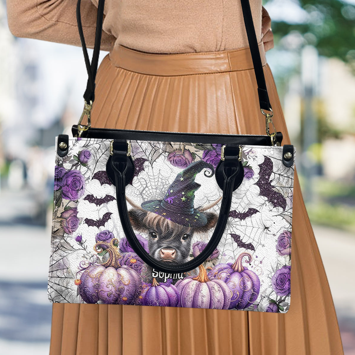 Eine kleine Hexe – personalisierte Lederhandtasche