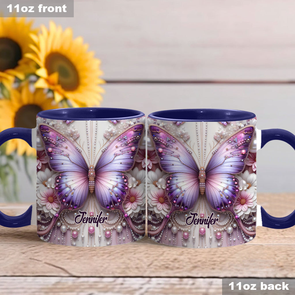 Personalisierte Tasse mit Schmetterlingsmotiv und Blumenmuster