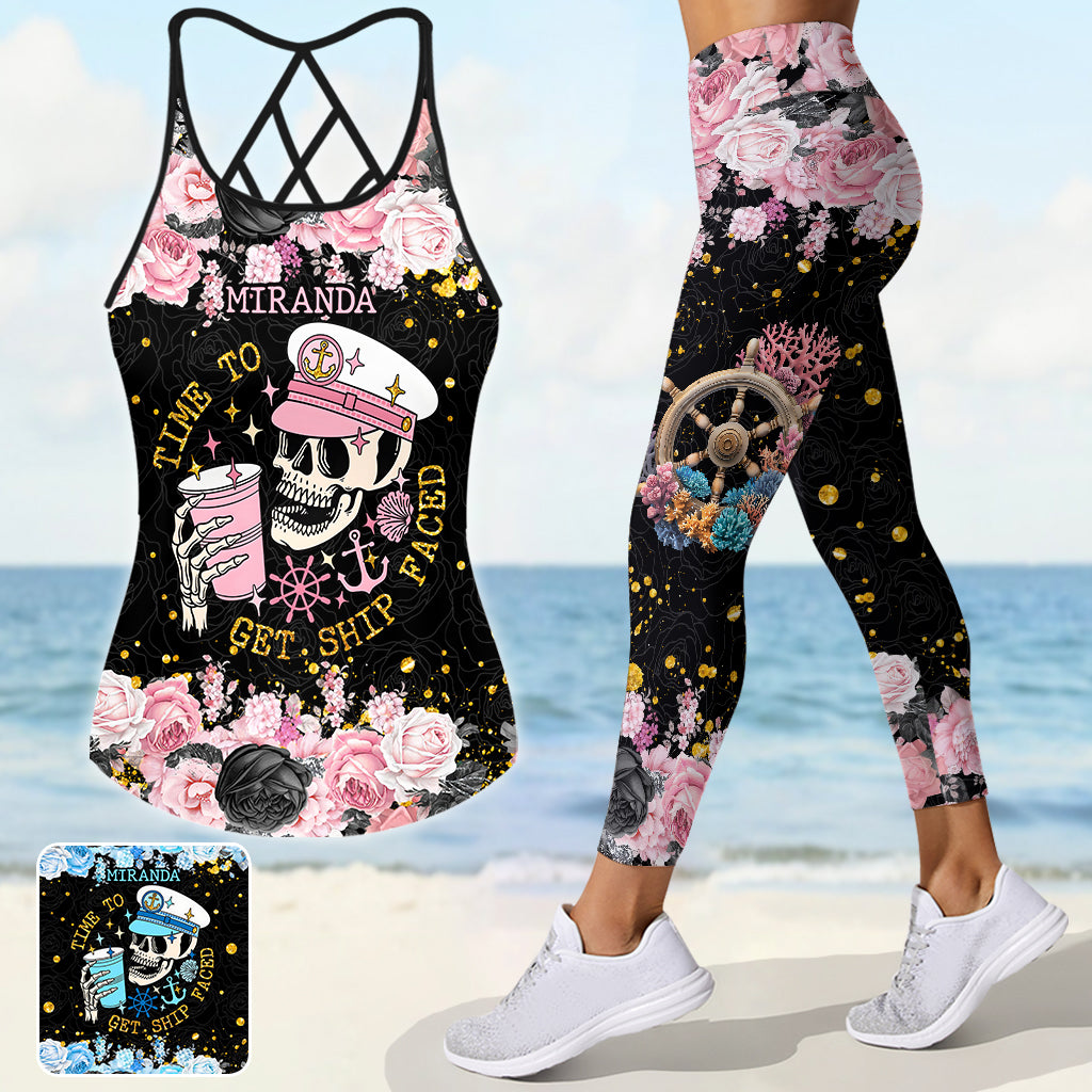 Zeit für den perfekten Kreuzfahrt-Look – personalisiertes Tanktop und Leggings mit Kreuzmuster