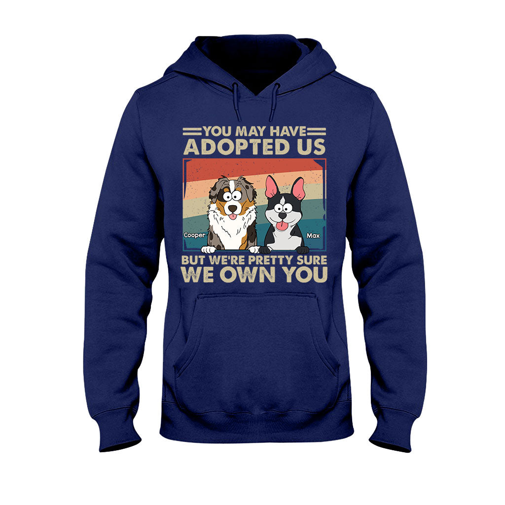 Ich bin mir ziemlich sicher, dass du mir gehörst – Personalisiertes Hunde-T-Shirt und Hoodie