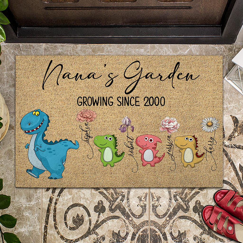 Nana's Garden Nana Saurus - Personalisierte Oma-Fußmatte