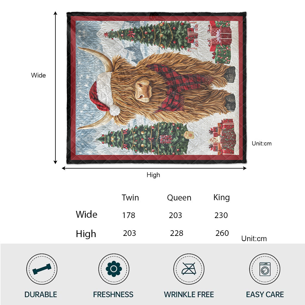Beautiful Christmas Highland Cow - Personalized Quilt