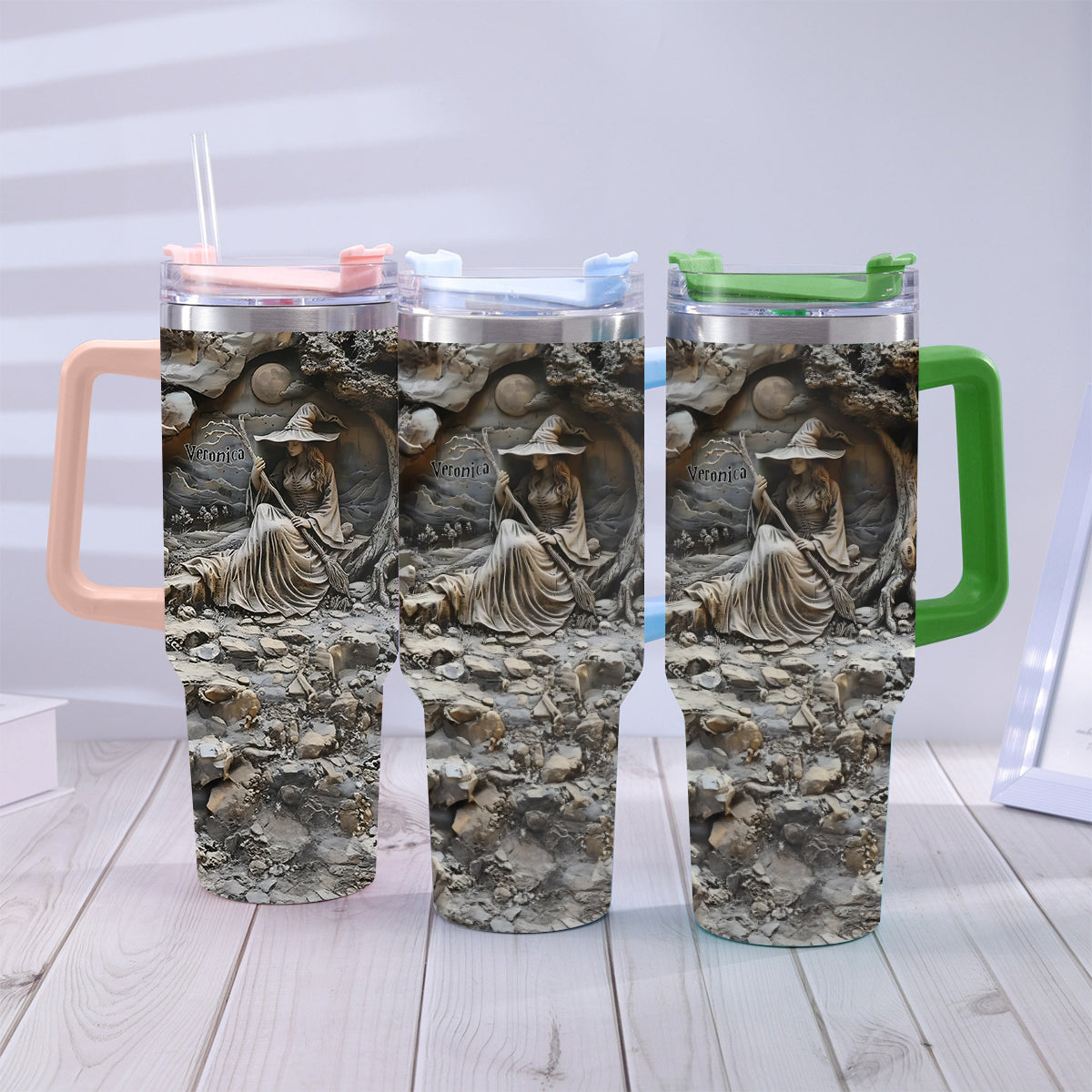 Wunderschöne Hexe – personalisierter Hexenbecher mit Henkel