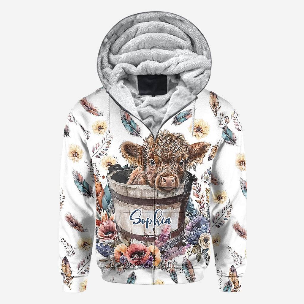 Hochlandkalb im Eimer - Personalisiertes Allover-Shirt