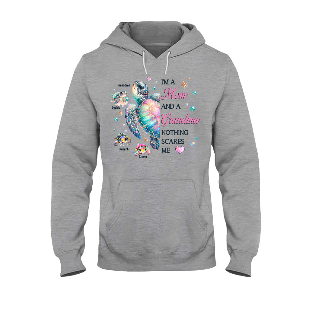 Nichts kann mir Angst machen – Oma Schildkröte – Personalisiertes Oma-T-Shirt und Hoodie
