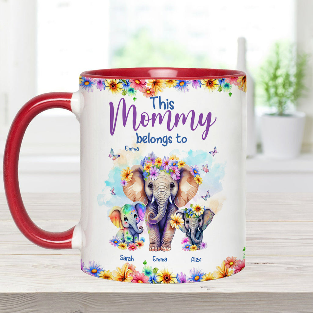 Elefanten – Diese Mama gehört zu uns – Personalisierte Tasse mit Muttermotiv