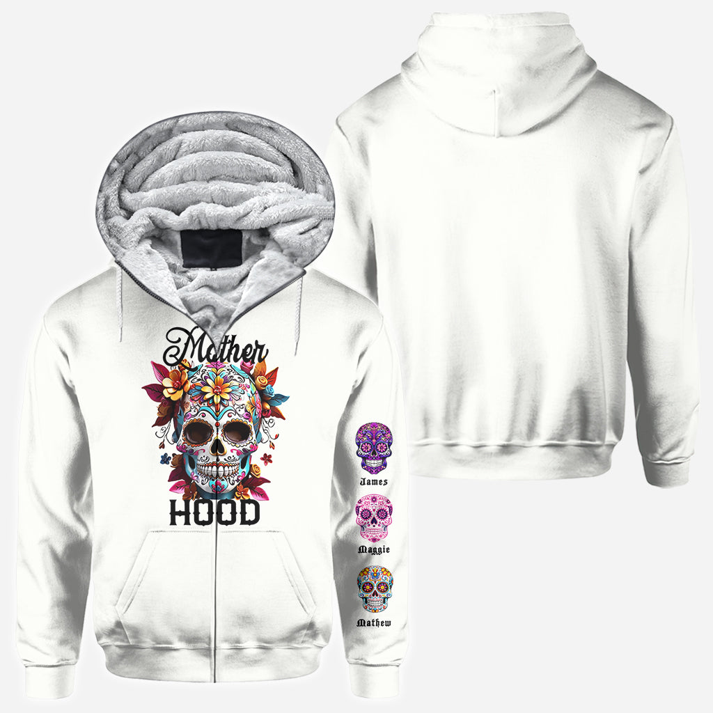 Gruselige Mama – Personalisiertes Totenkopf-Shirt