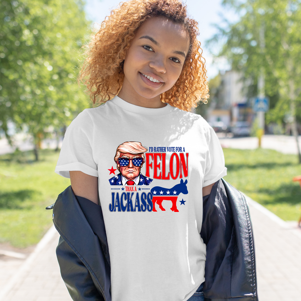 Ich würde lieber einen Verbrecher als einen Idioten wählen – T-Shirt, Trump 2024