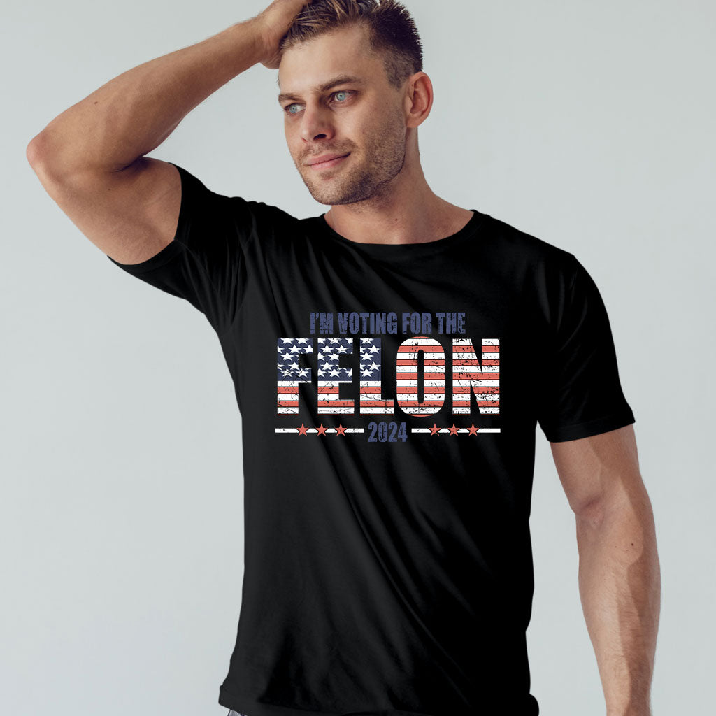 Ich wähle den Verbrecher – T-Shirt, MAGA 2024 – T-Shirt, Politischer Humor 2024 – T-Shirt, Wahlkampf-Trump-Shirt mit amerikanischer Flagge