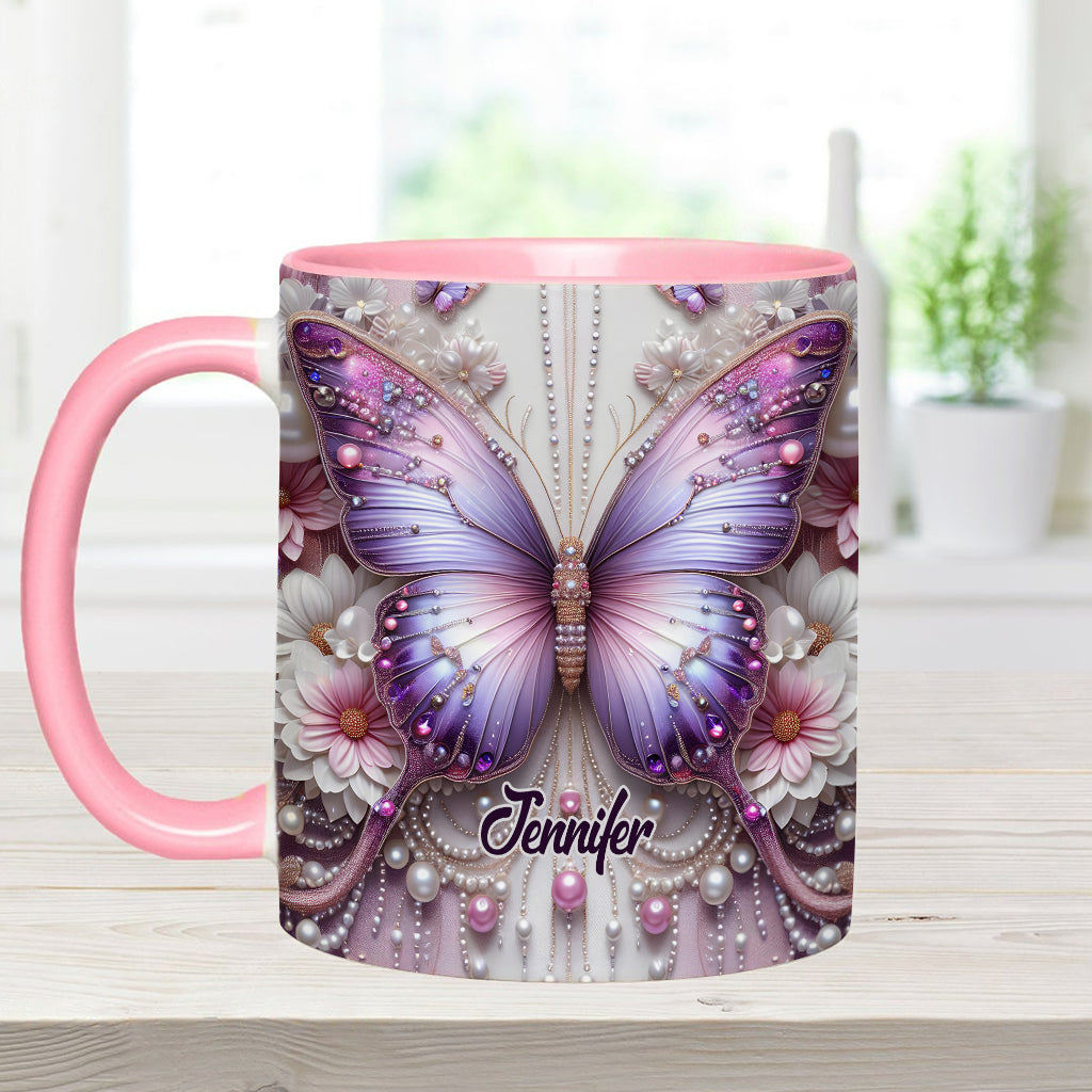 Personalisierte Tasse mit Schmetterlingsmotiv und Blumenmuster